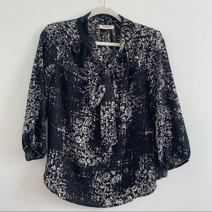 4/$25 Renee C 3/4 Sleeve with Neck Tie Blouse in Black and Cream size Medium